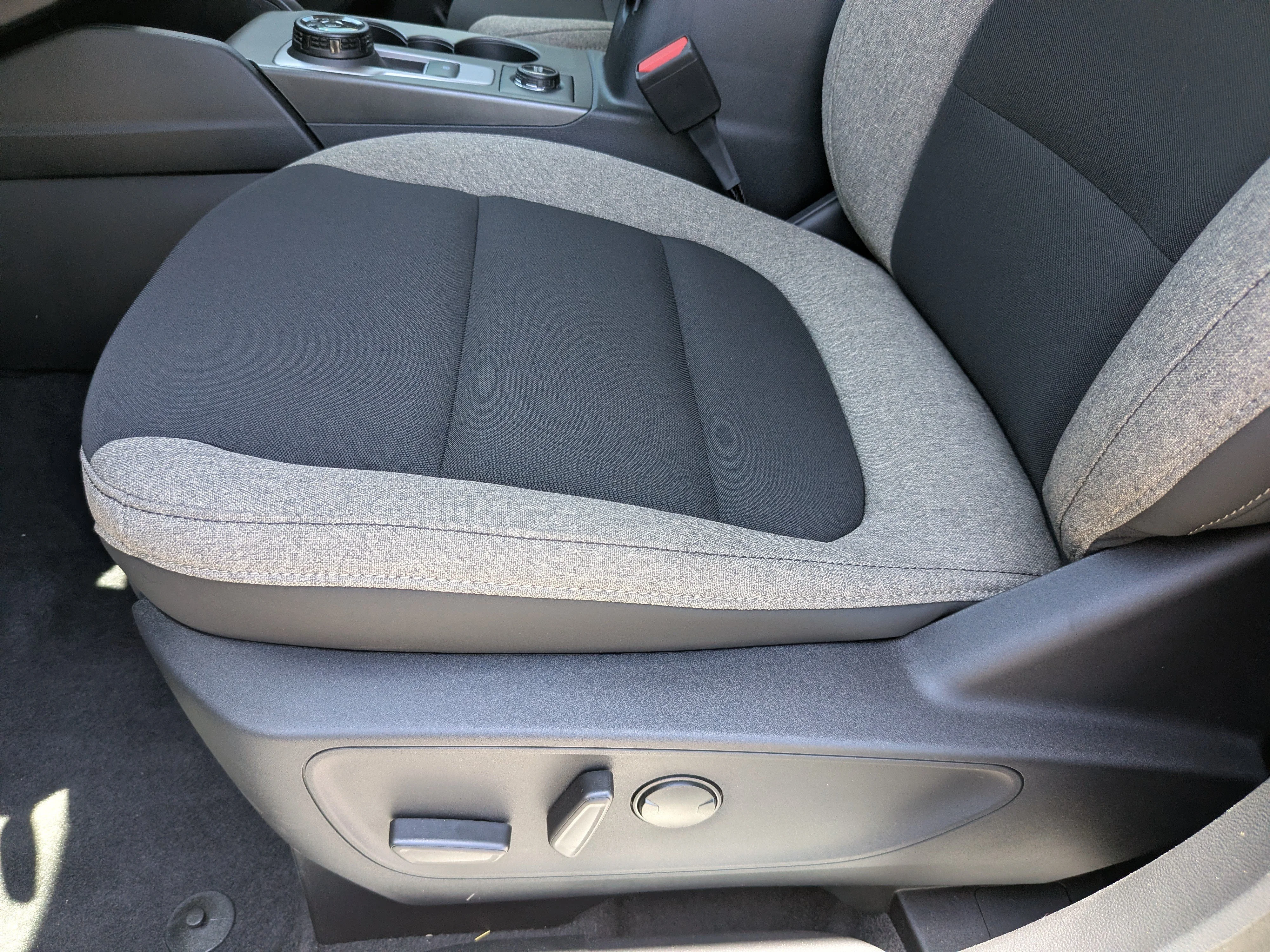New 2026 Azure Gray Metallic Tri-Coat Ford Big Bend® image 18