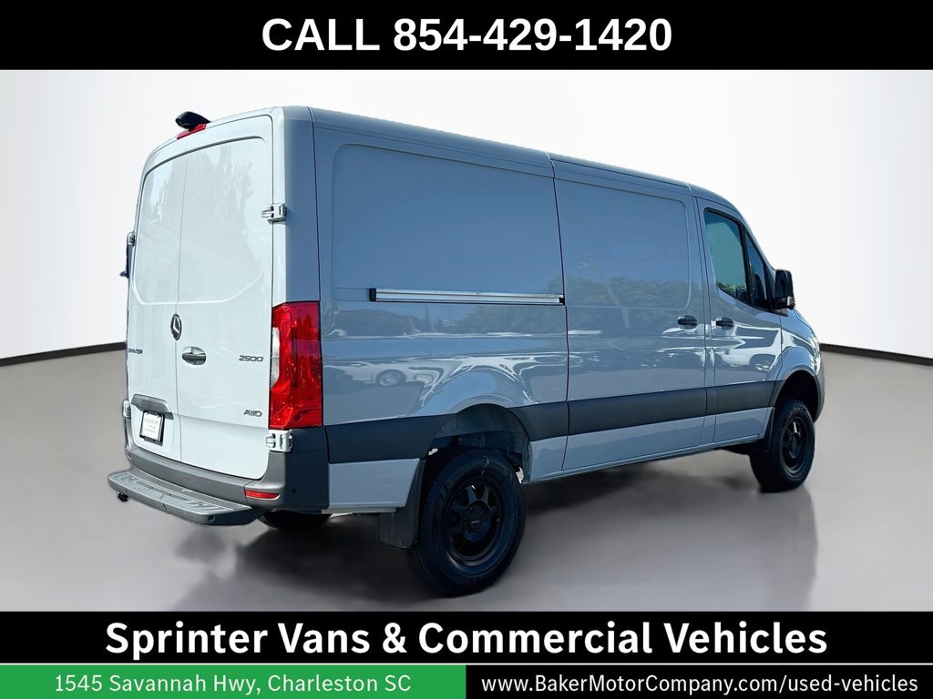 New 2026 Silver+Gray Mercedes-Benz Cargo 144 WB image 9