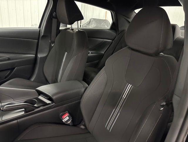 New 2026 Black Hyundai SEL Sport image 3
