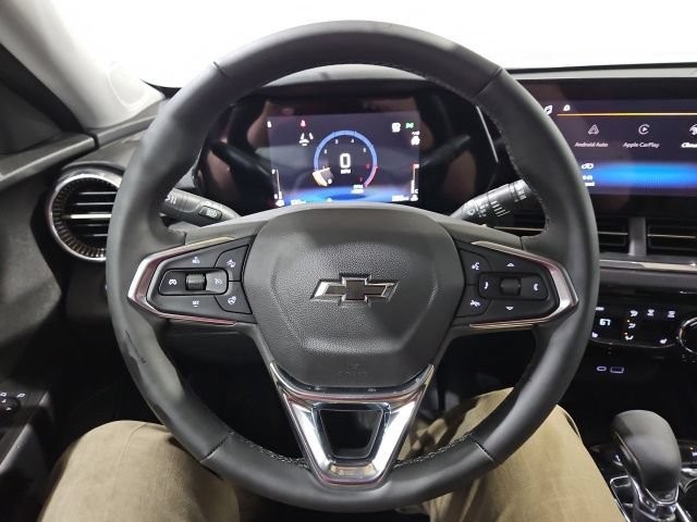 New 2026 Mosaic Black Metallic Chevrolet ACTIV image 21