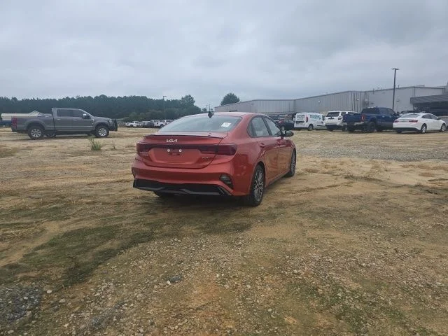 Used 2023 Red Kia GT-Line image 8