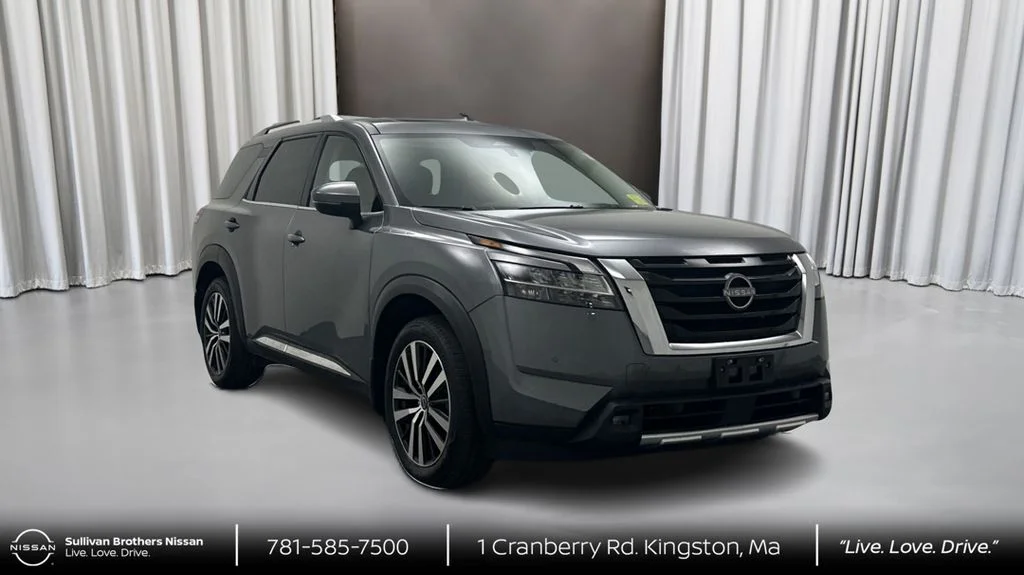 Certified Used 2023 Gray Nissan Platinum image 3