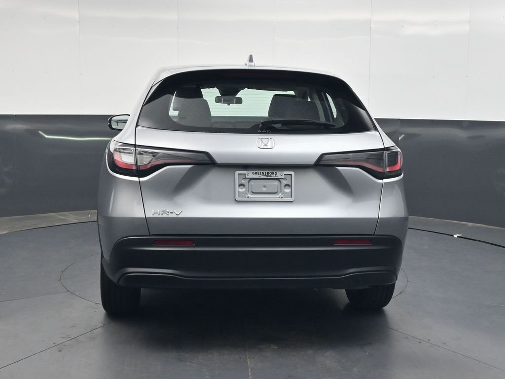 Used 2024  Honda LX image 5