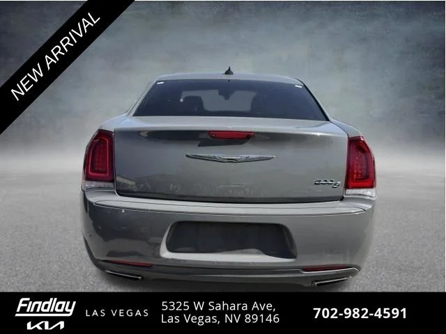 Used 2019 Gray Chrysler S image 5