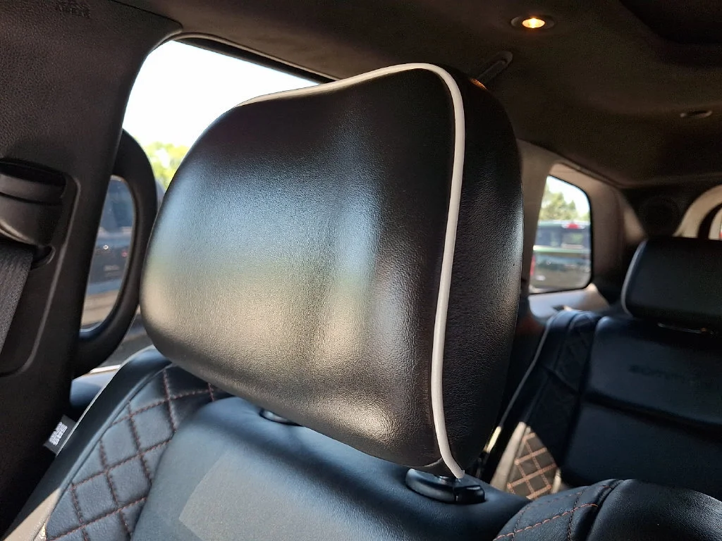 Used 2021 Diamond Black Crystal Pearlcoat Jeep Summit image 18