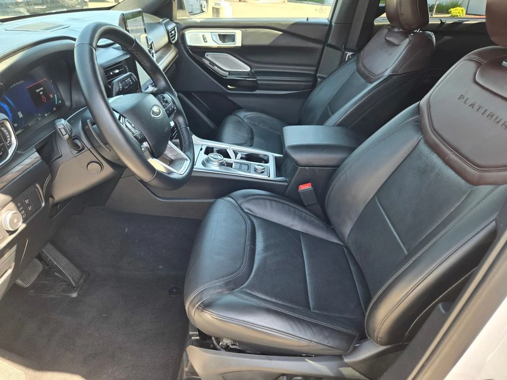 Used 2021 White Metallic Ford Platinum image 14