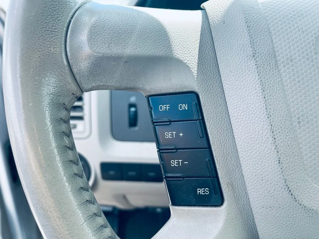 Used 2011 Silver Ford XLT image 15