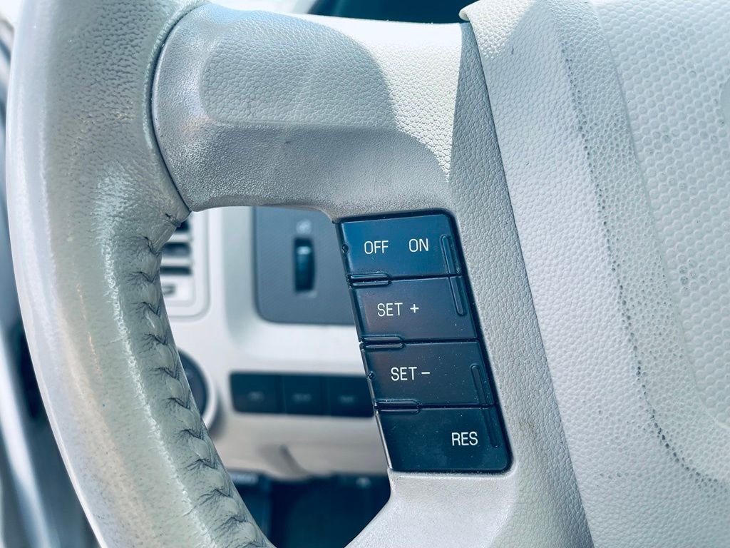 Used 2011 Silver Ford XLT image 15