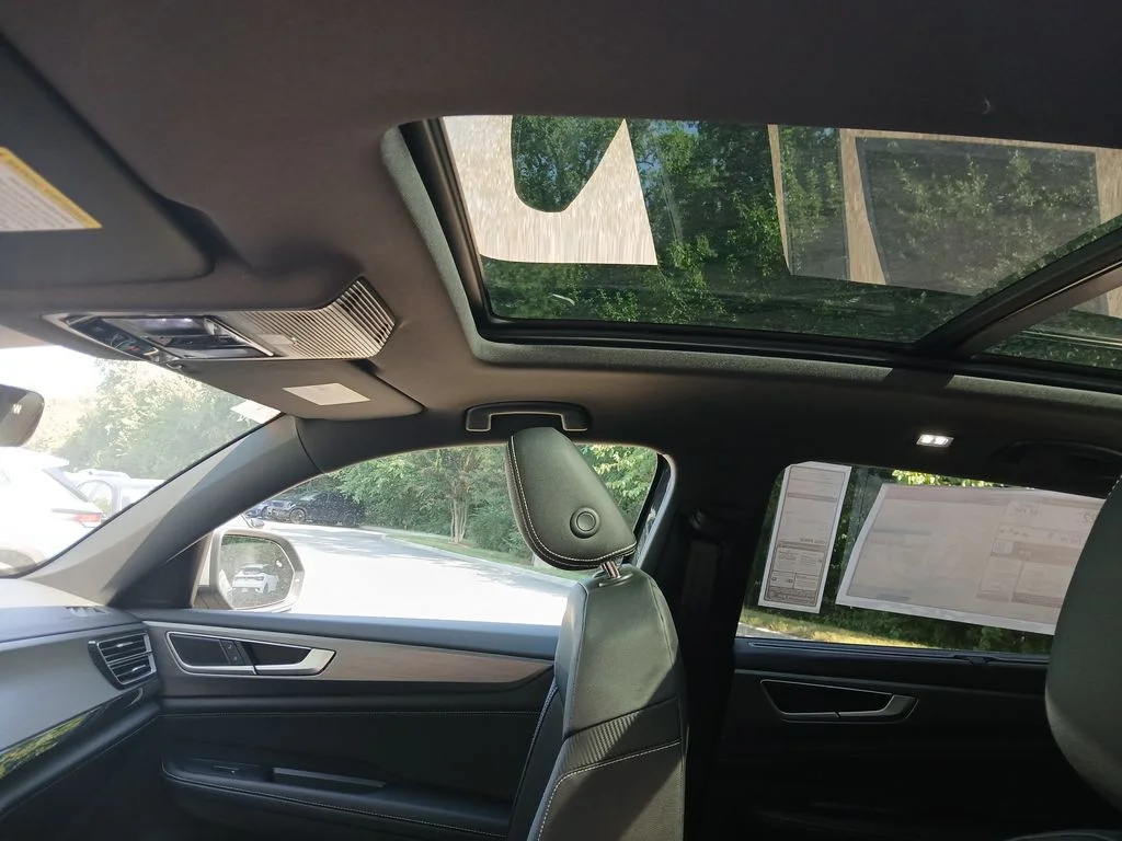 2026 Volkswagen Atlas Cross Sport SE w/Tech - Photo 20