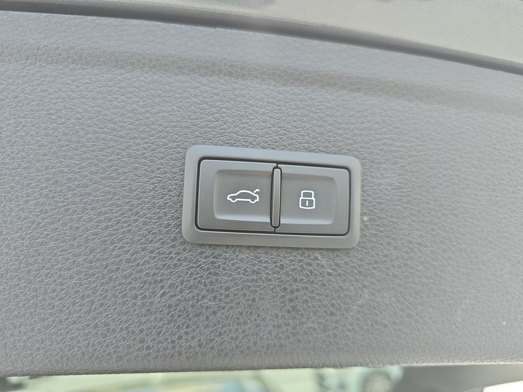 Used 2023 Gray Audi Premium Plus image 28