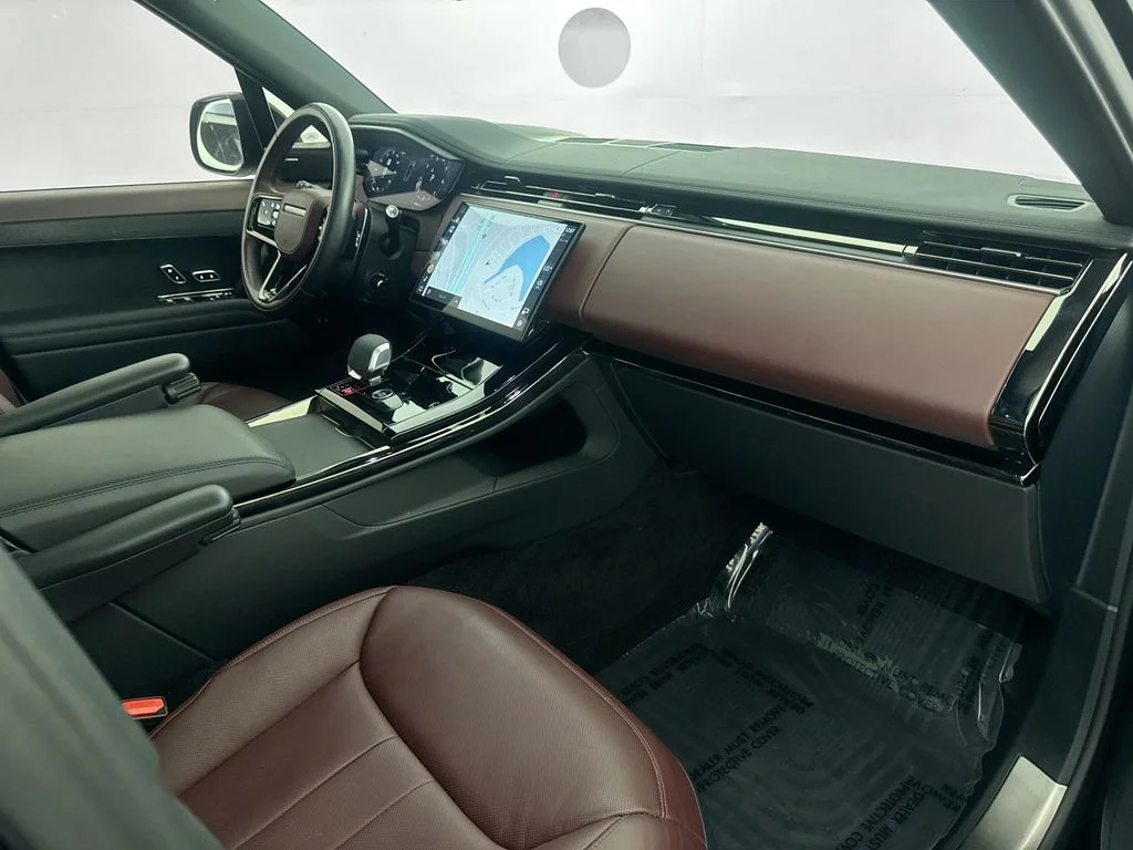 Certified Used 2024 Black Land Rover Dynamic SE image 29