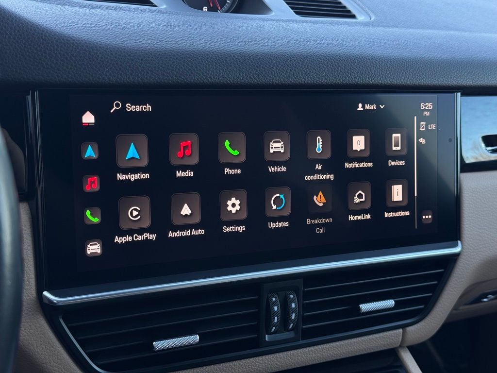 Certified Used 2023  Porsche  image 25