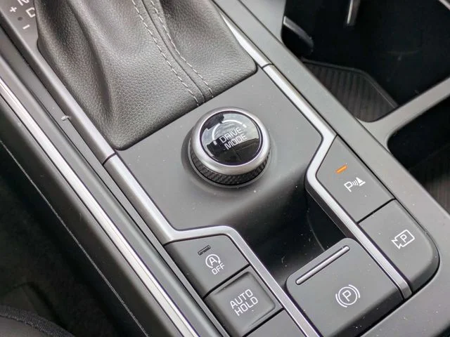 2025 Kia Sorento S - Photo 24