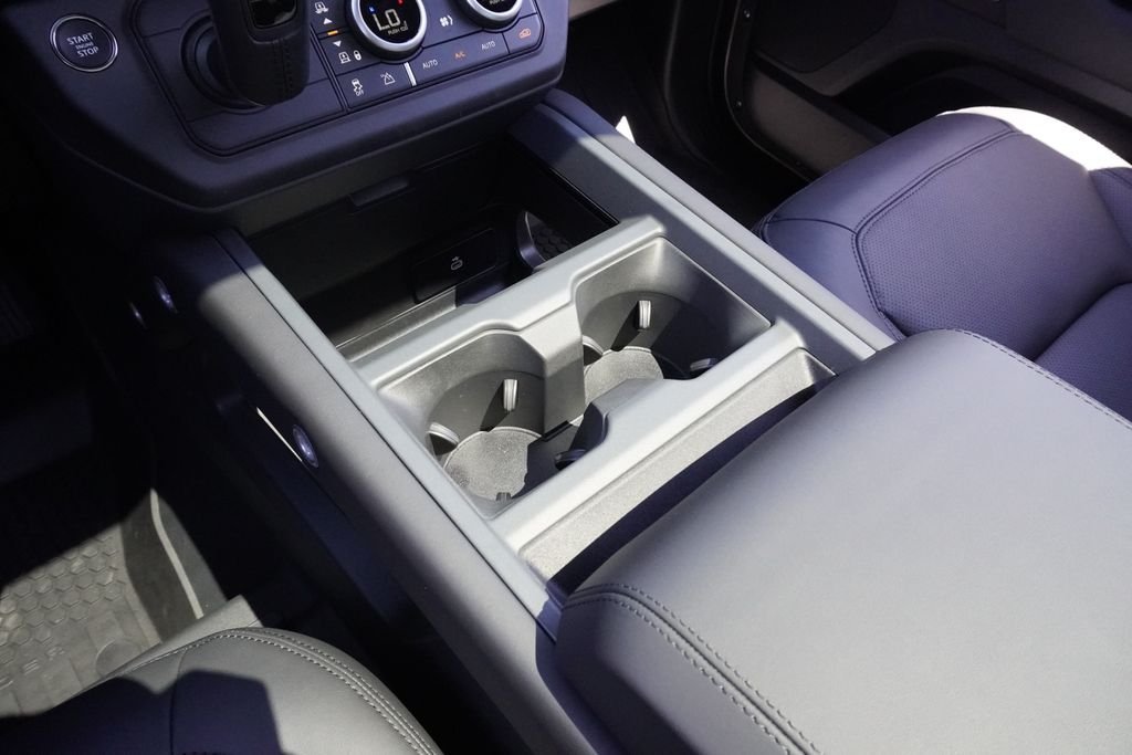 New 2026 Gondwana Stone LAND ROVER X-Dynamic SE image 14