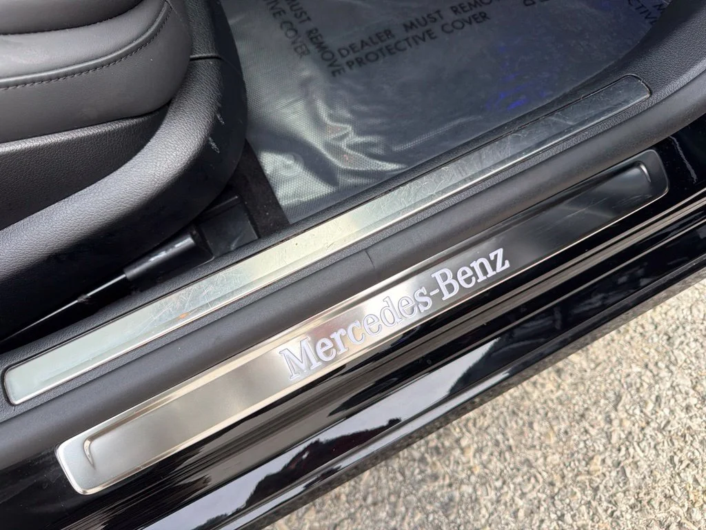 Used 2022 Black Mercedes-Benz S 580 image 24