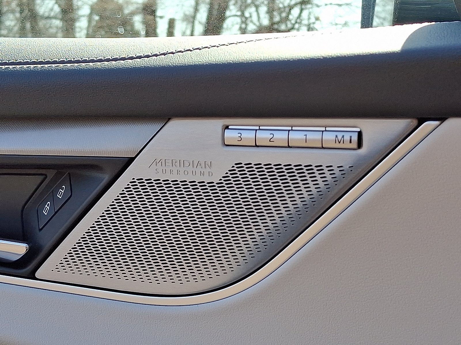 2026 Jaguar F-Pace R-Dynamic S - Photo 16