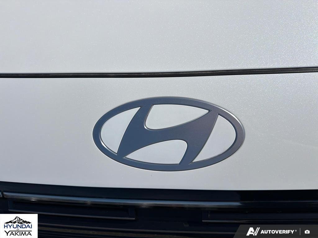 New 2026 Creamy White Pearl Hyundai SEL Premium AWD image 9
