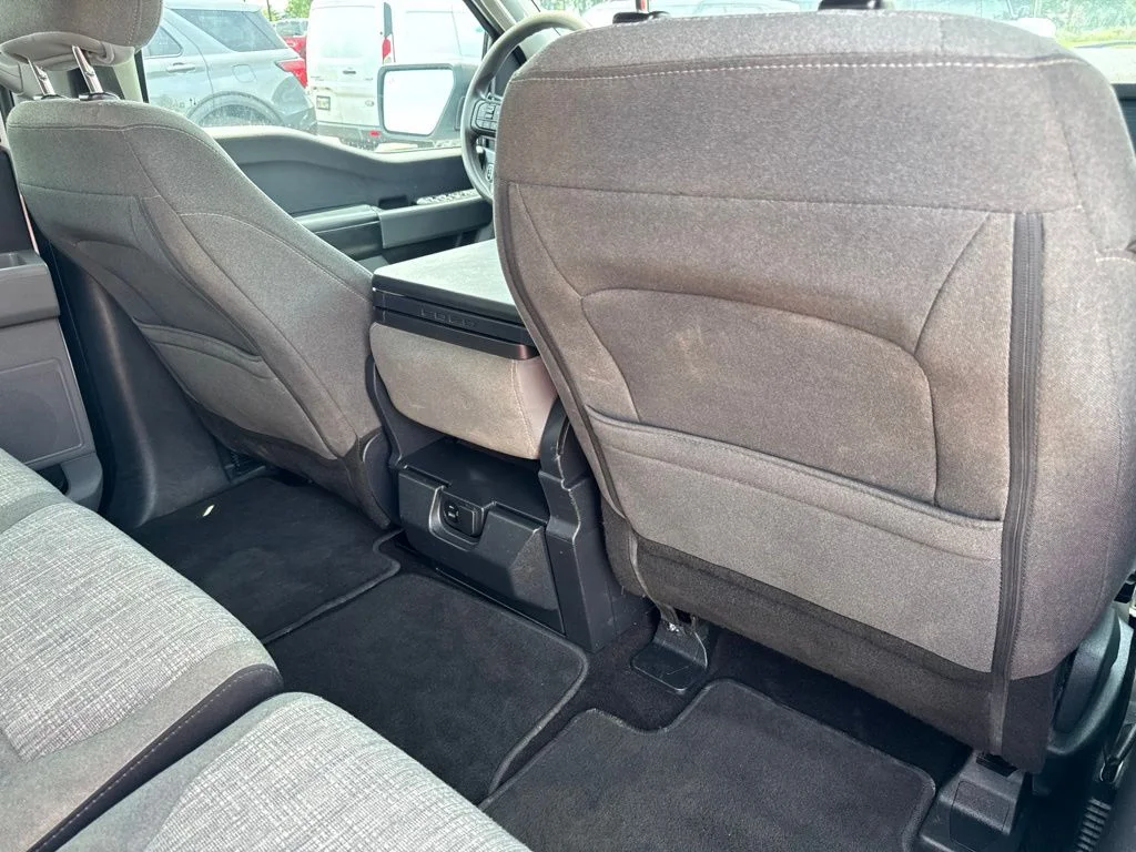 Used 2021 Oxford White Ford XLT image 38
