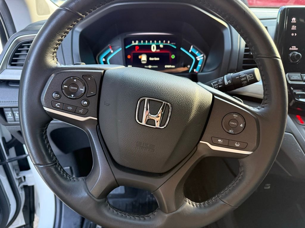 2024 Honda Odyssey EX-L - Photo 17