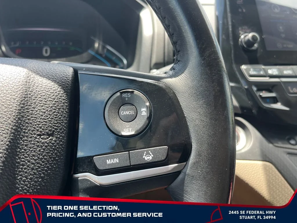 Used 2018 Green Honda Touring image 28