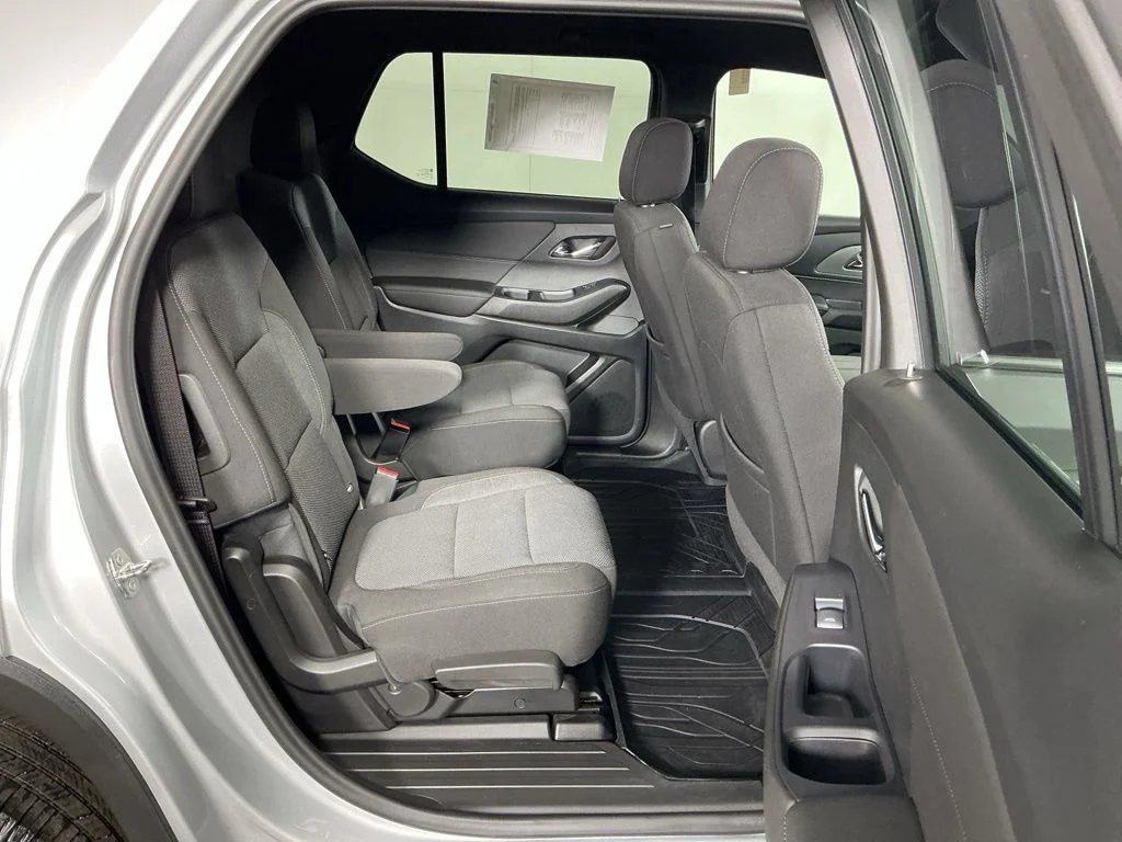 Certified Used 2022 Silver Chevrolet LT image 7