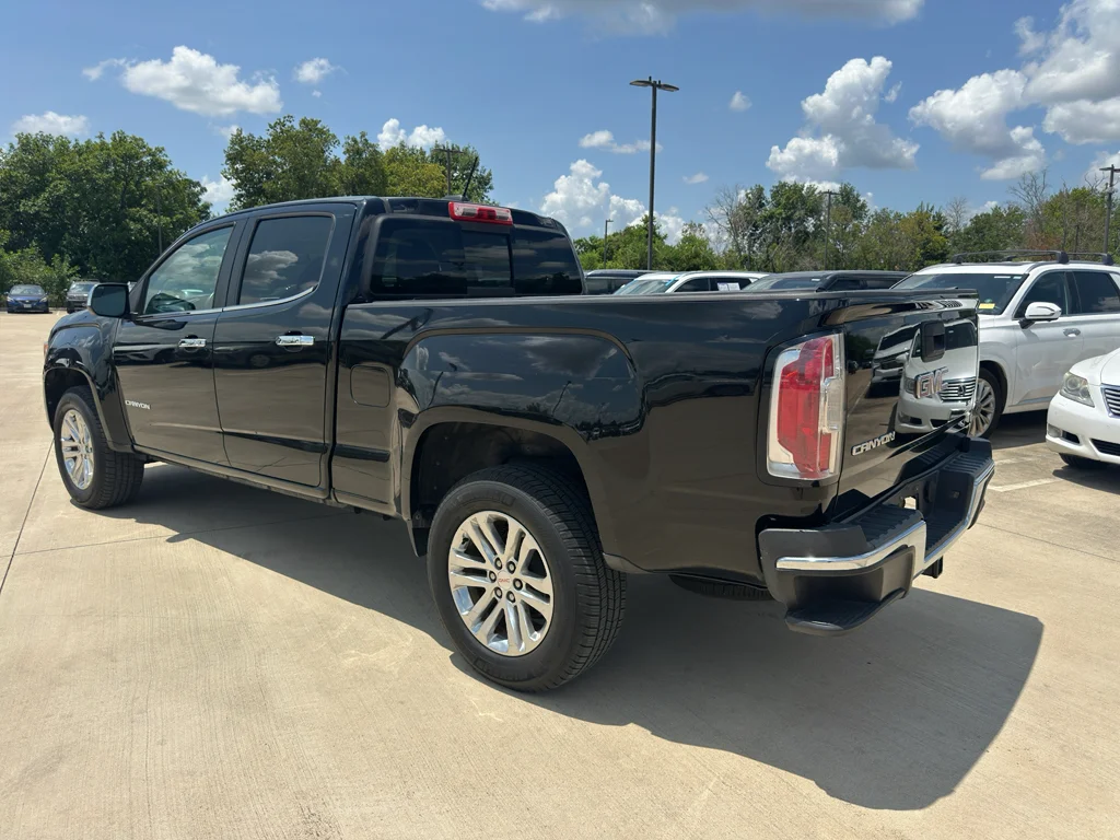 Used 2016 Onyx Black GMC 2WD SLT image 8