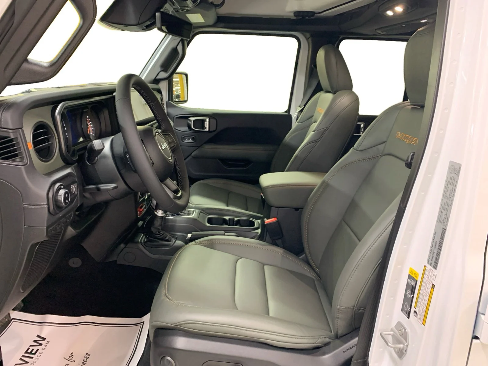 New 2026 Bright White Jeep Mojave image 10