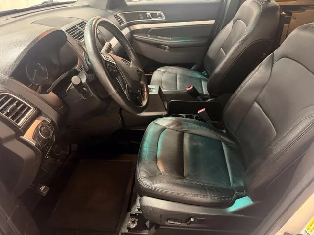 Used 2016 White Ford XLT image 9