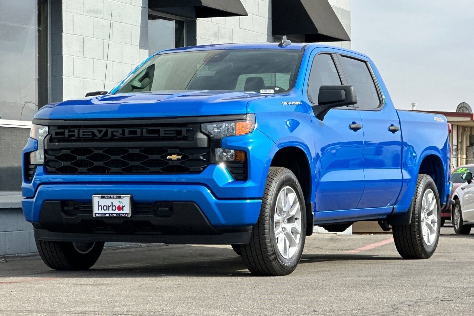 2025 Chevrolet Silverado 1500 Custom - Photo 8