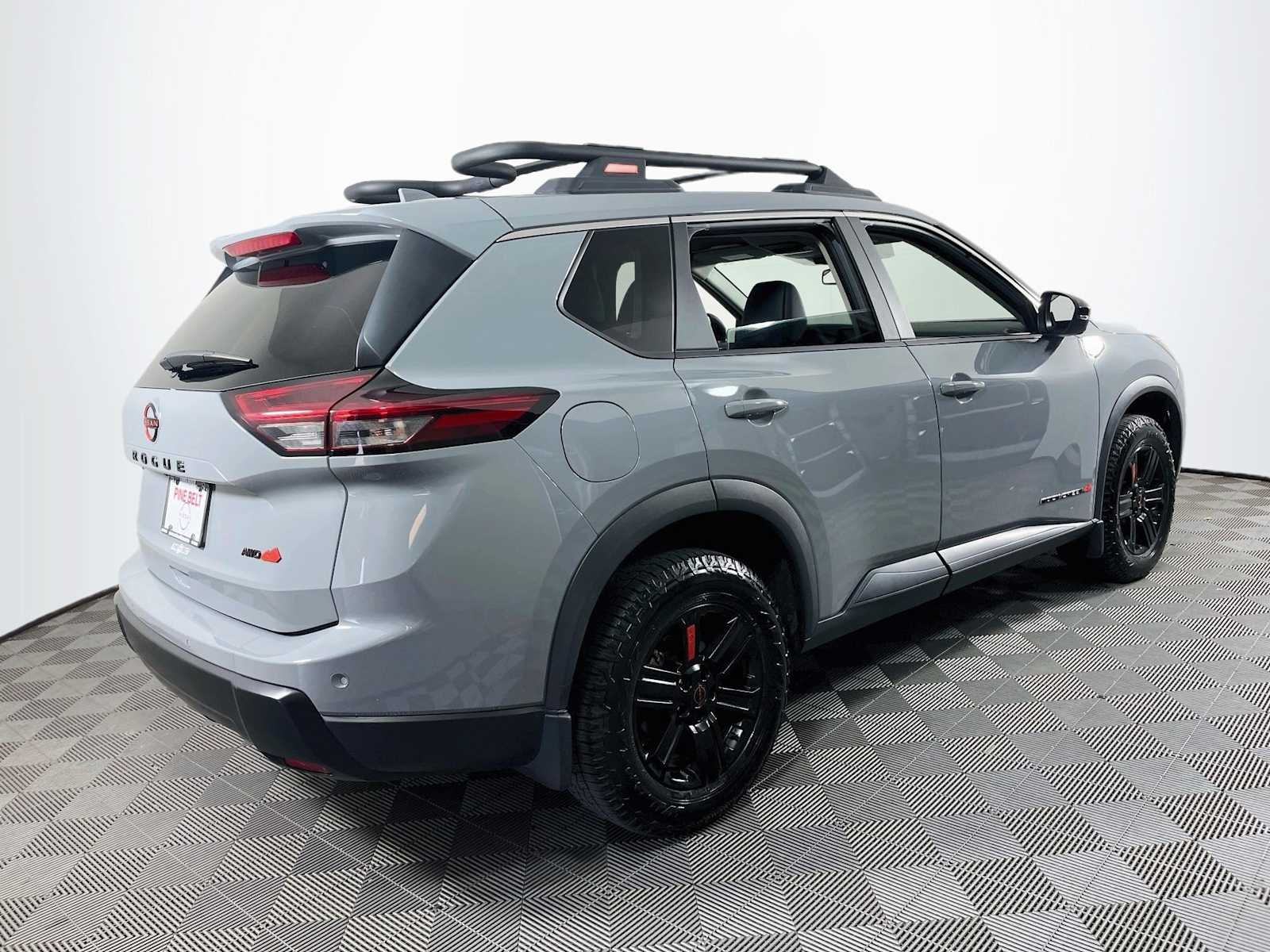 Certified Used 2025 Boulder Gray Pearl Nissan Rock Creek image 4
