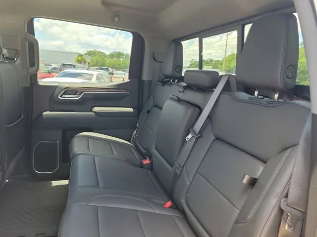 2022 Chevrolet Silverado 1500 LT - Photo 14
