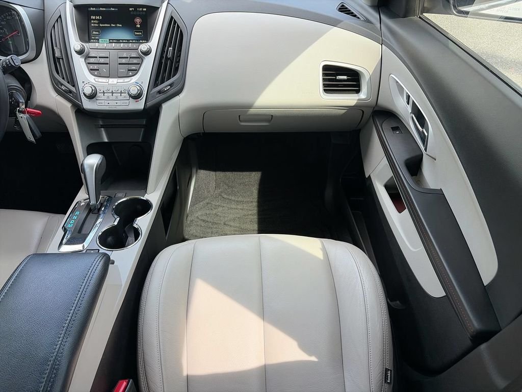 Used 2015 Silver Chevrolet LT image 12