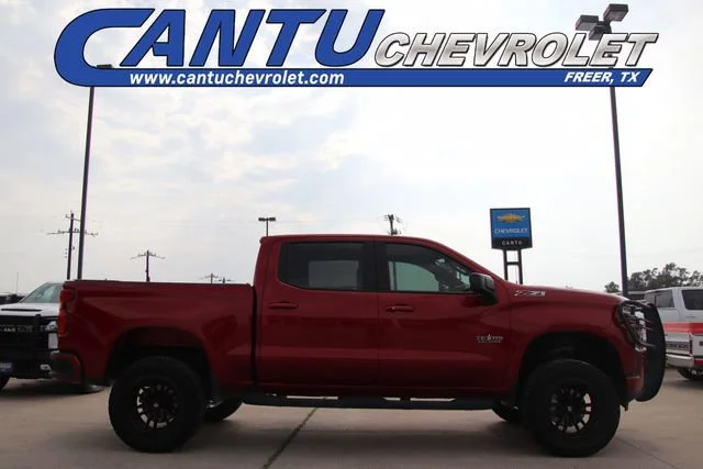 2021 Chevrolet Silverado 1500 RST 4X4 Crew Cab Short Box's photo