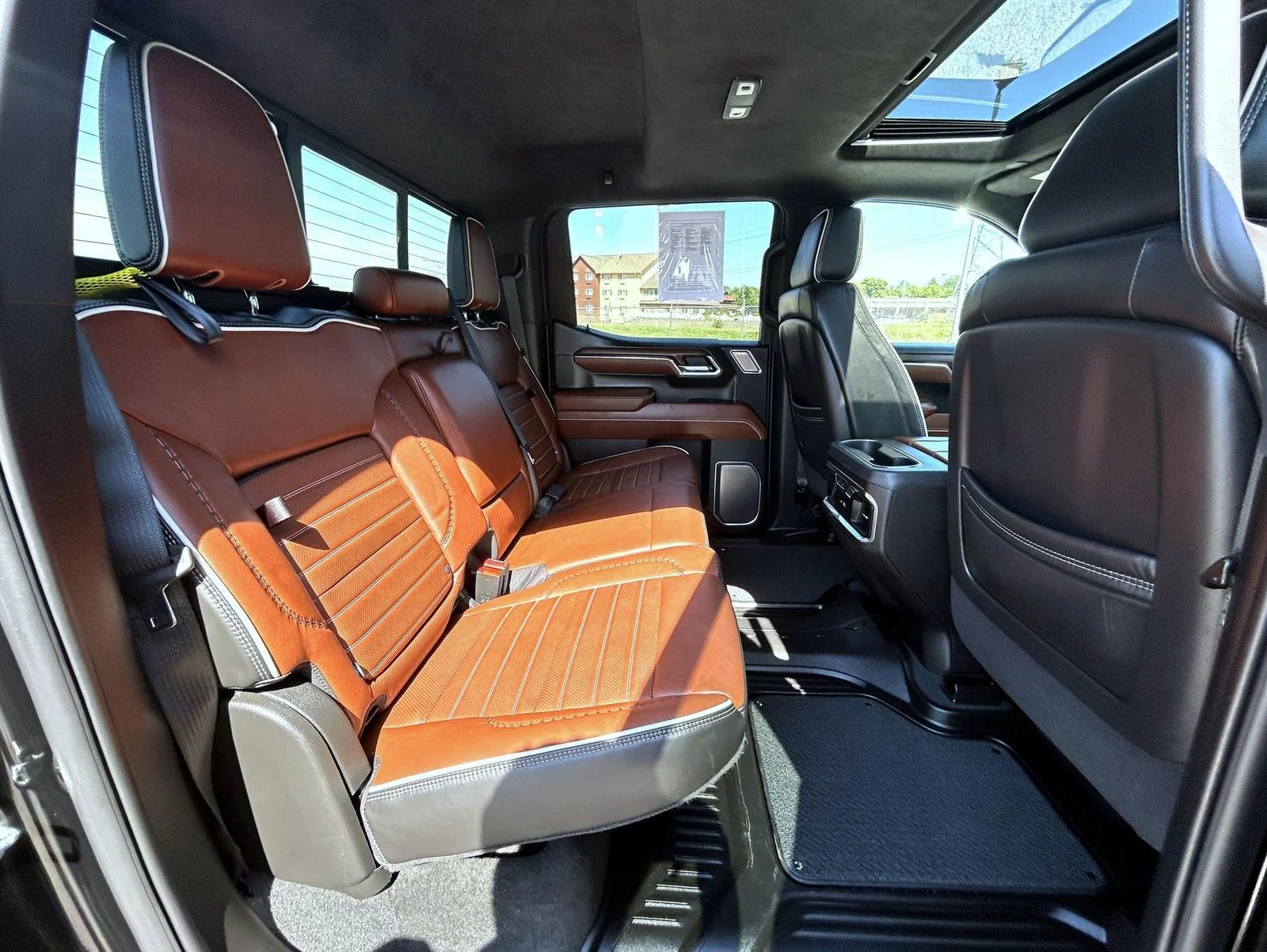 Used 2024 Black GMC Denali Ultimate image 18