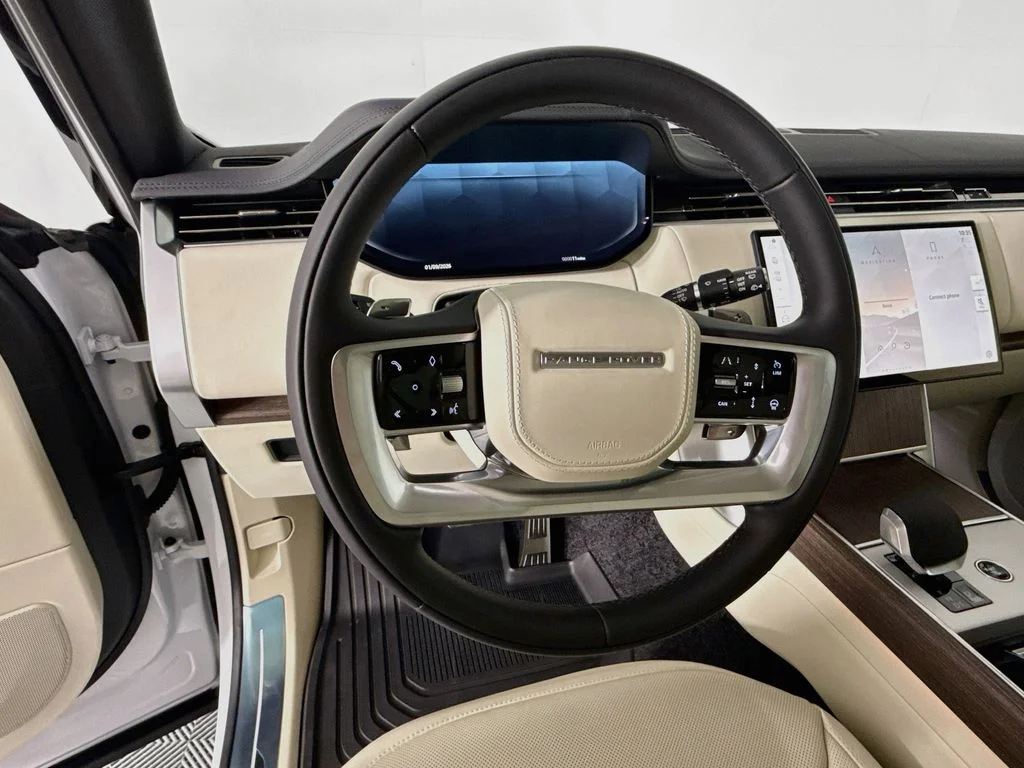 New 2026 Fuji White Land Rover SE image 12