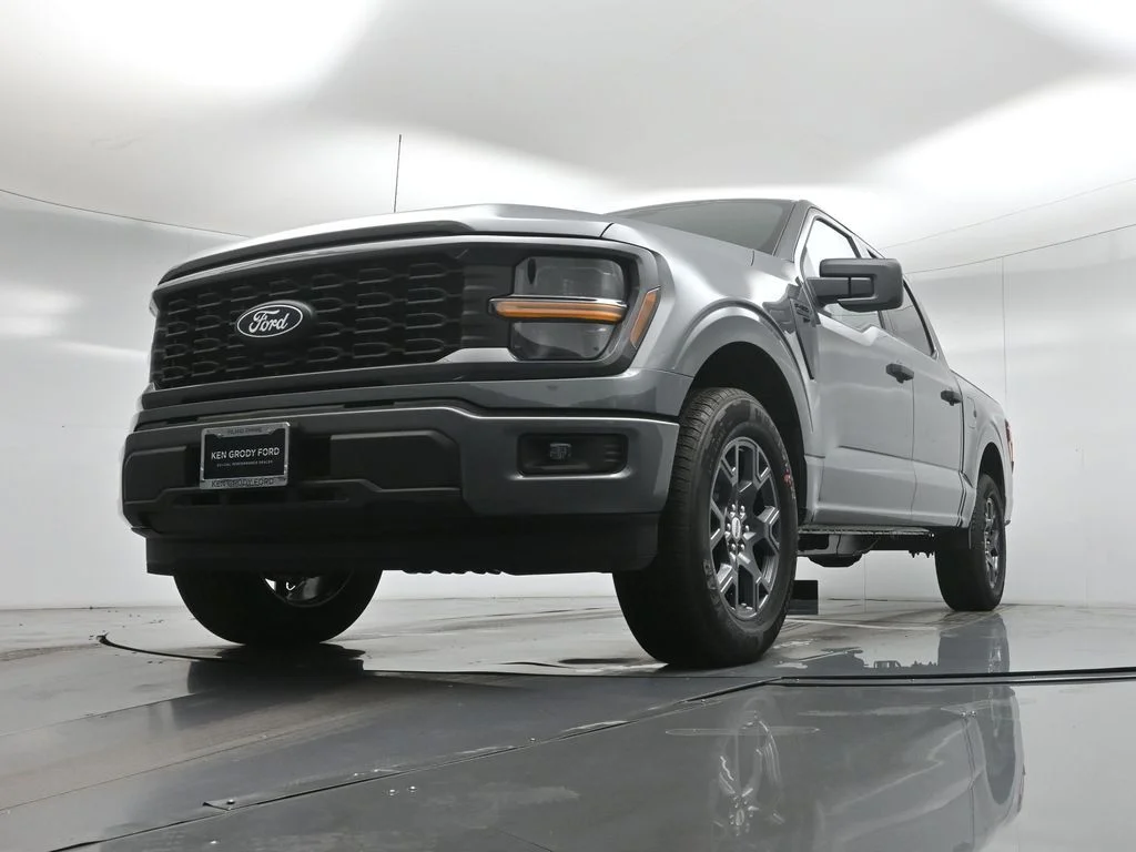 New 2026 Carbonized Gray Metallic Ford STX image 43