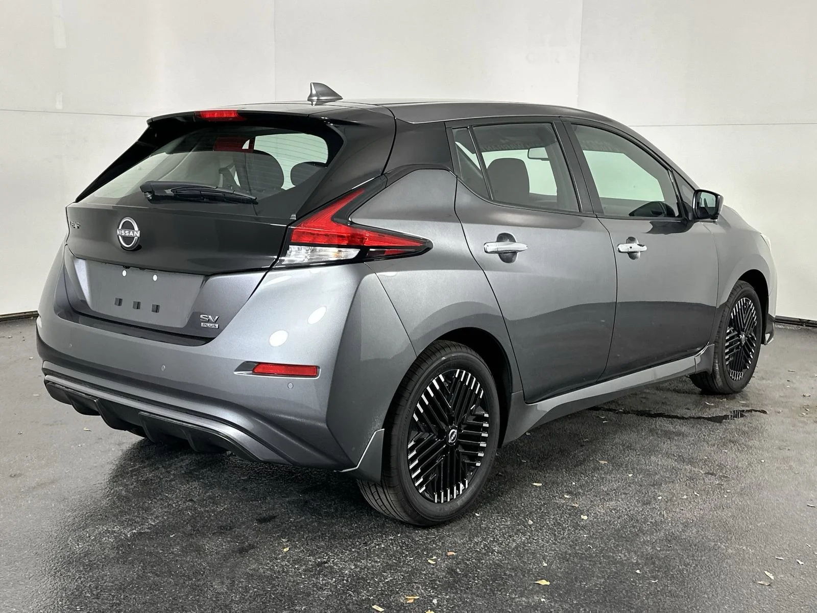 New 2025 Gray Nissan SV Plus image 8