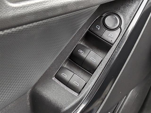 2025 Chevrolet Equinox LT - Photo 22