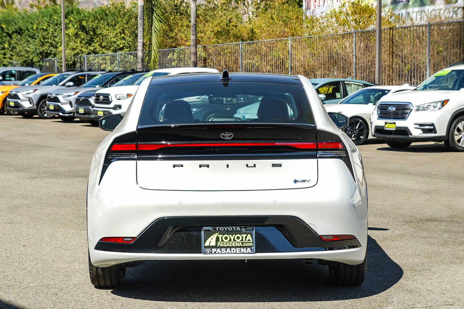 New 2027 Wind Chill Pearl <sup>1</sup> Toyota  Limited image 5