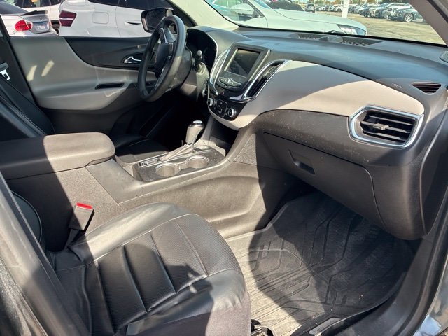 Used 2019 Gray Chevrolet LS image 4