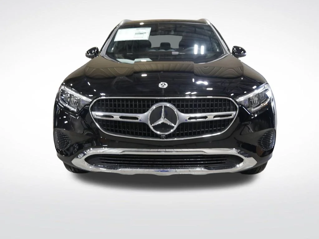 Used 2026 Black Mercedes-Benz GLC 300 image 7