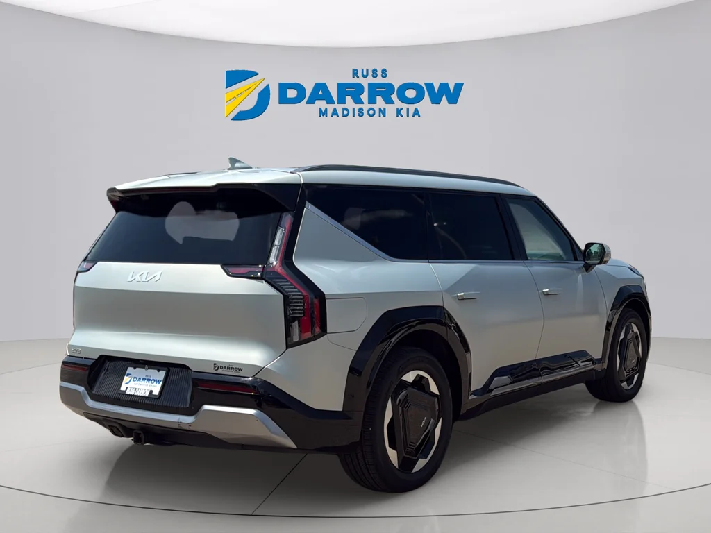 Used 2024 Ivory Silver Matte Kia Land image 5