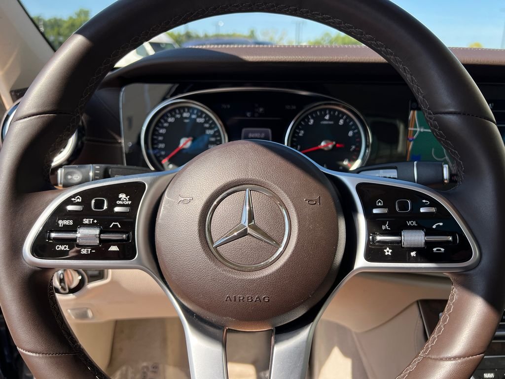 Used 2019  Mercedes-Benz E 300 image 18