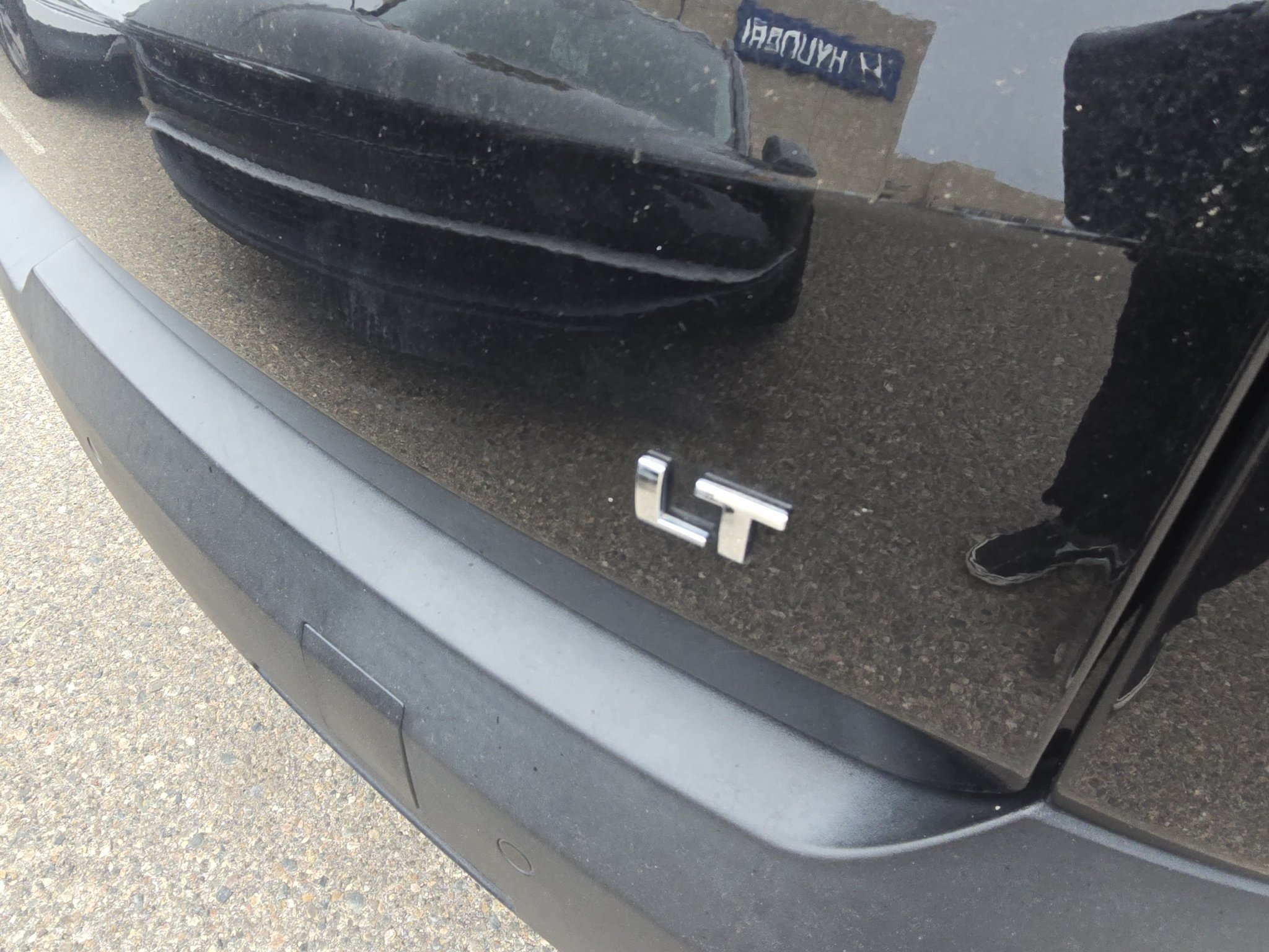 Used 2022 Mosaic Black Metallic Chevrolet LT Cloth image 11
