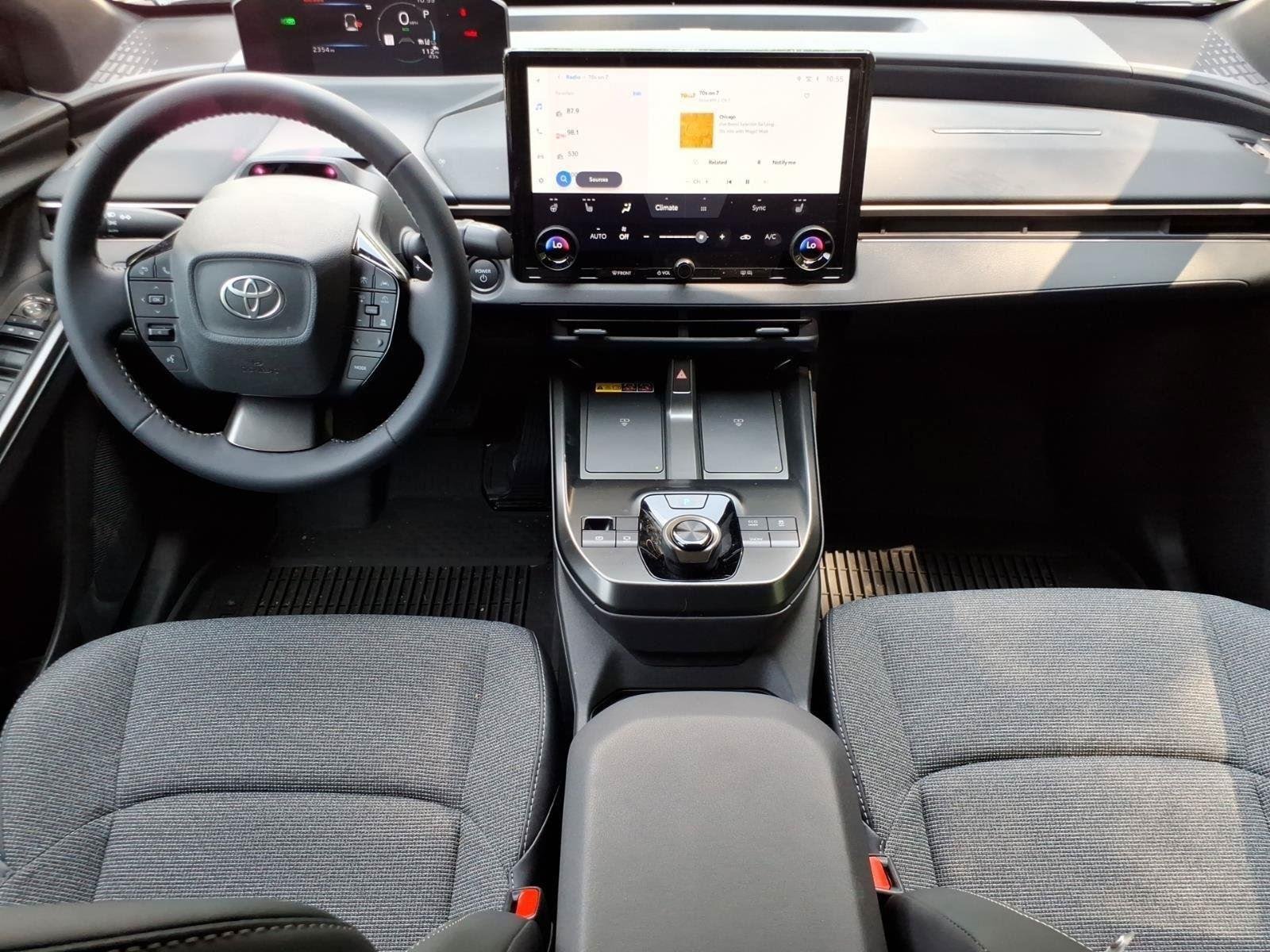 Used 2026 Midnight Black Metallic Toyota XLE Plus image 27