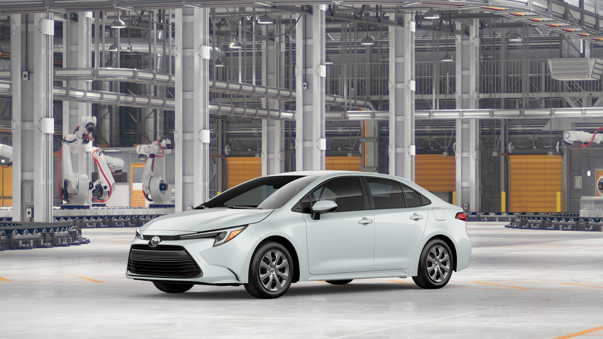 New 2026 Wind Chill Pearl Toyota Hybrid LE image 2