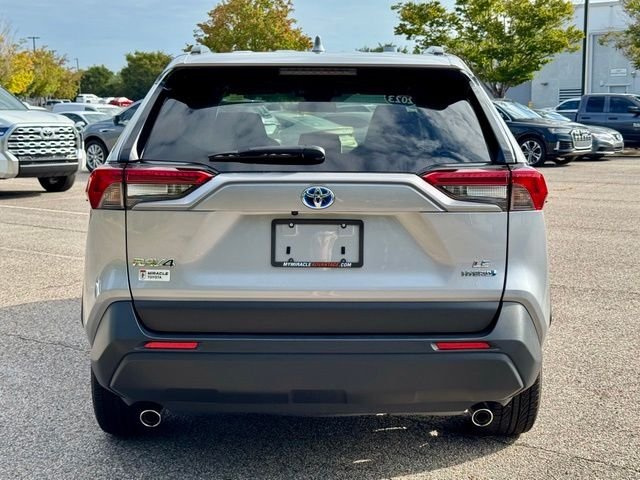 Certified Used 2023 Silver Toyota LE image 7