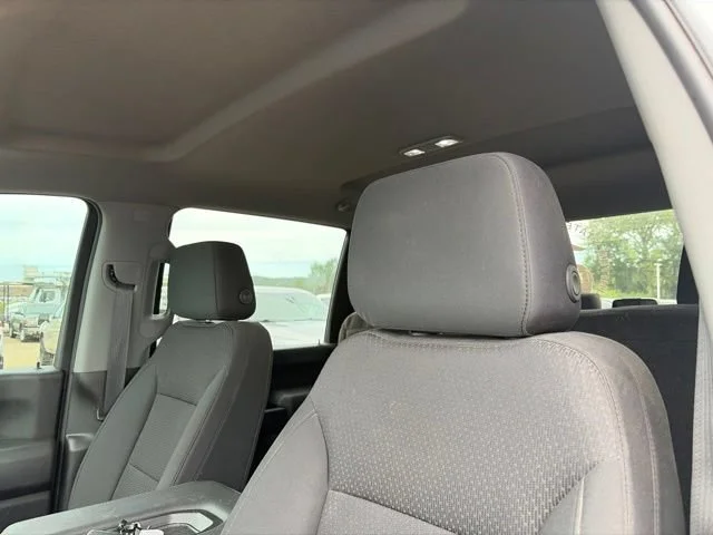 Used 2021 Summit White Chevrolet Custom image 12