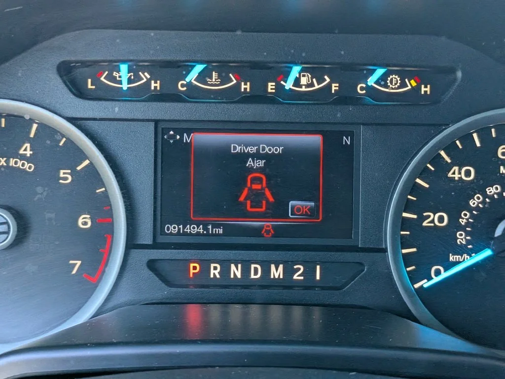 Used 2016 Blue Flame Metallic Ford XLT image 36