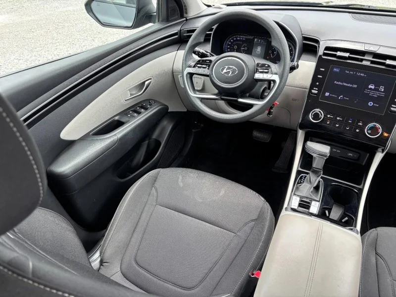 Used 2024 Gray Hyundai SE image 13